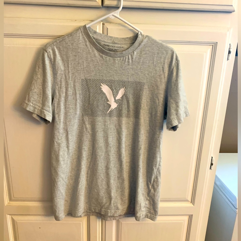 Gray American Eagle T-Shirt